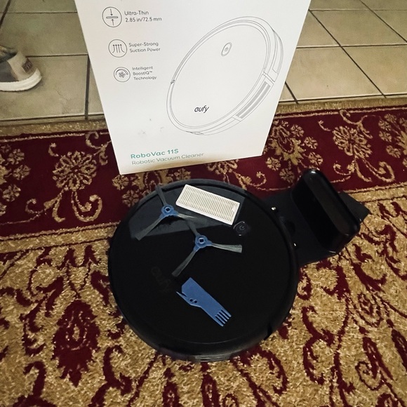 EUFY RoboVac 11S Robotic Vacuum Cleaner - Picture 5 of 7